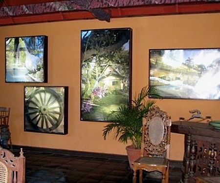 Dona Jovita Garden Resort Calamba  Εξωτερικό φωτογραφία